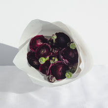 Load image into Gallery viewer, Charm Capsule